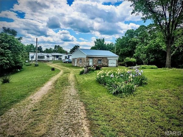 300 Russell Street, Sullivan, MO 63080