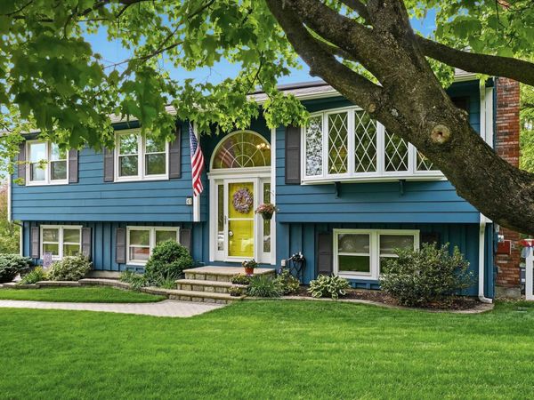 40 Sherwood Circle, Salem, NH 03079