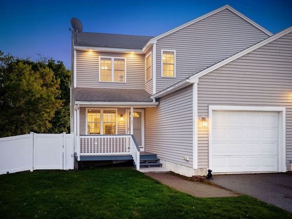 23 Yale St, Unit 23, Uxbridge, MA 01569