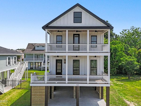 423 S Girard Avenue, Long Beach, MS 39560