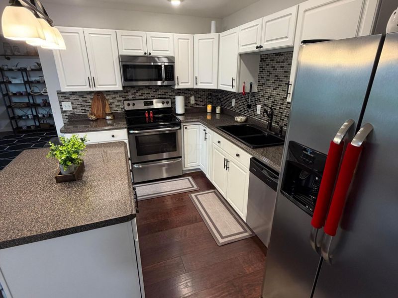 935 Bermuda Drive , Marion, OH 43302 Photo 7