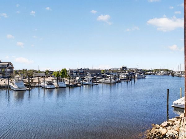 15-1/2 Water, Unit 4, Mystic, CT 06355