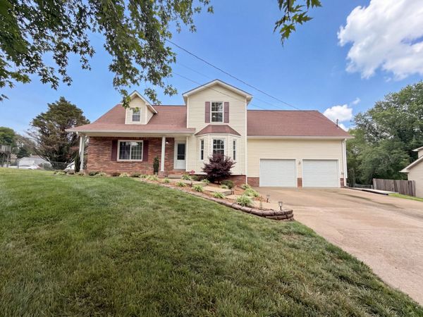 1758 Broadripple Dr , Clarksville, TN 37042