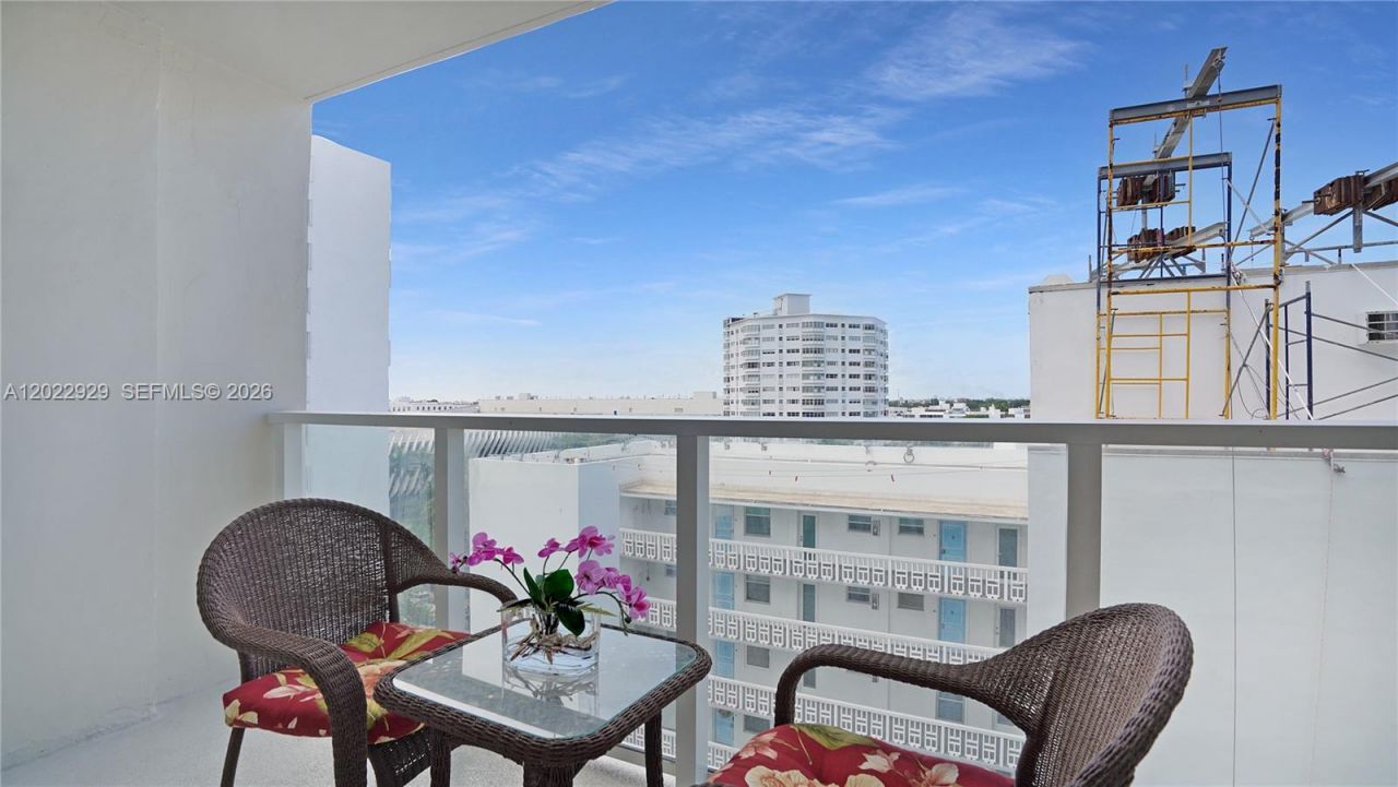 1750 James Ave, Unit 9J, Miami Beach, FL 33139 Photo