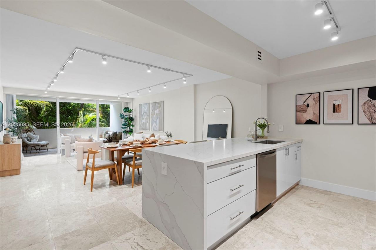 155 Ocean Lane Dr, Unit 205, Key Biscayne, FL 33149 Photo
