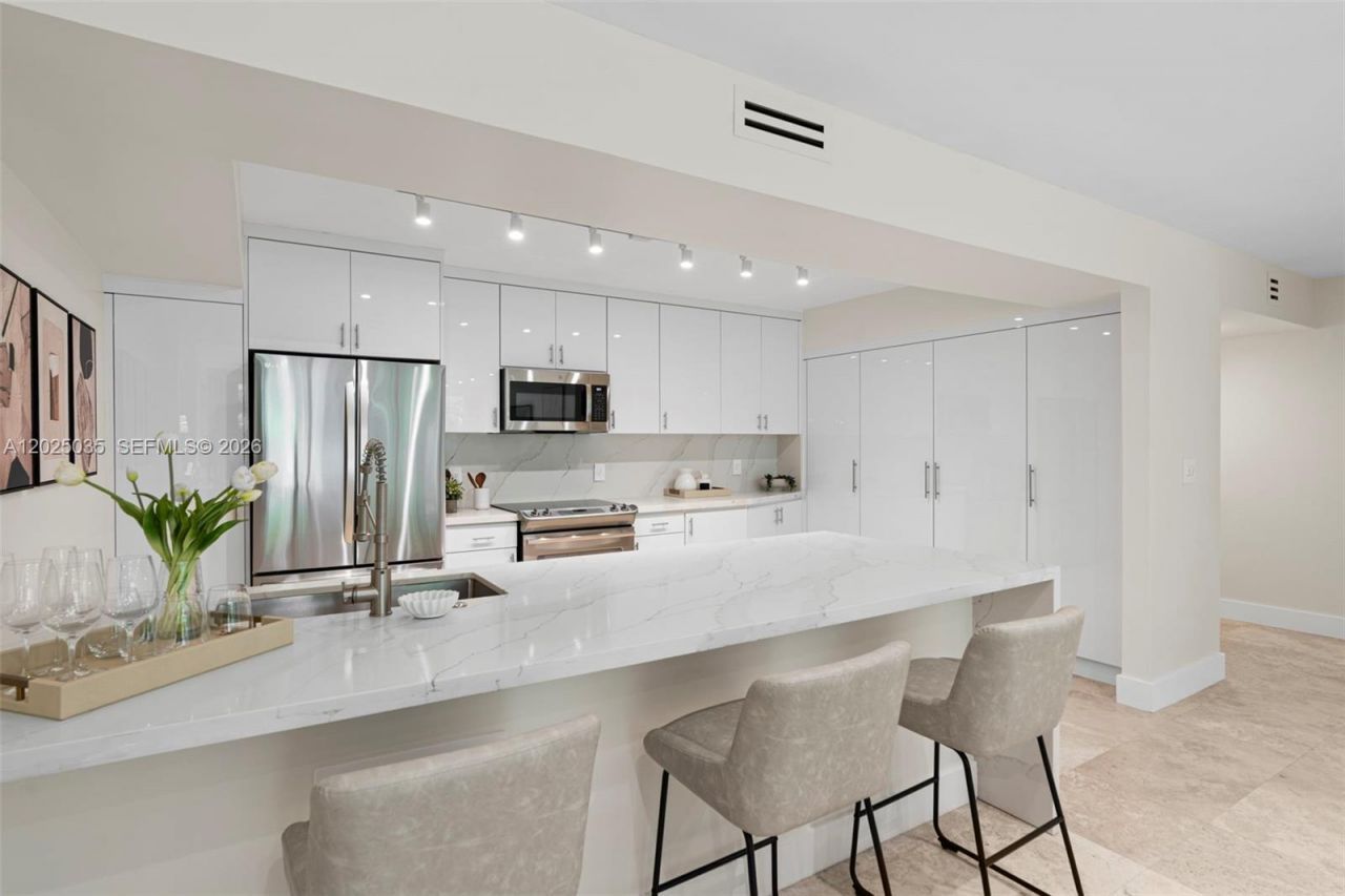 155 Ocean Lane Dr, Unit 205, Key Biscayne, FL 33149 Photo