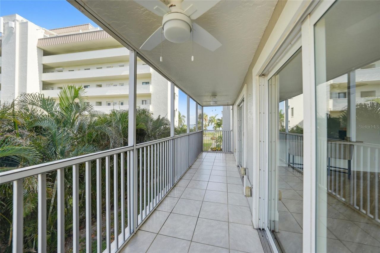 1477 Park Beach Circle, Unit 13, Punta Gorda, FL 33950 Photo