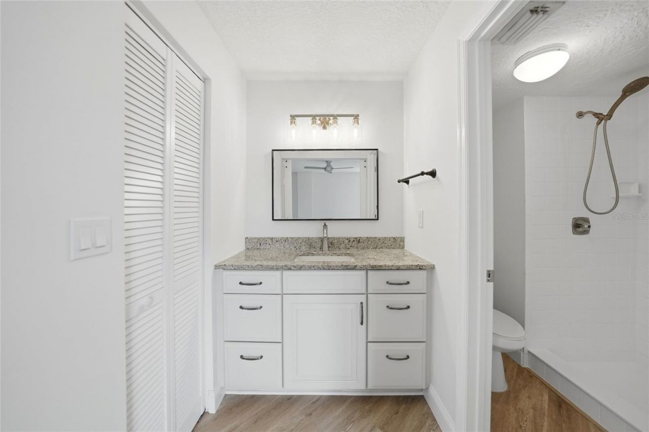 1477 Park Beach Circle, Unit 13, Punta Gorda, FL 33950 Photo