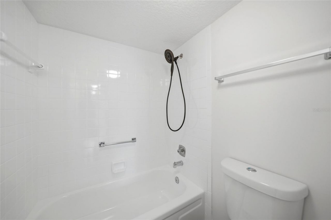 1477 Park Beach Circle, Unit 13, Punta Gorda, FL 33950 Photo