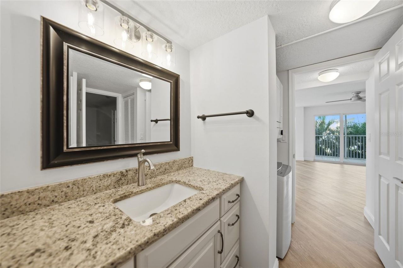 1477 Park Beach Circle, Unit 13, Punta Gorda, FL 33950 Photo