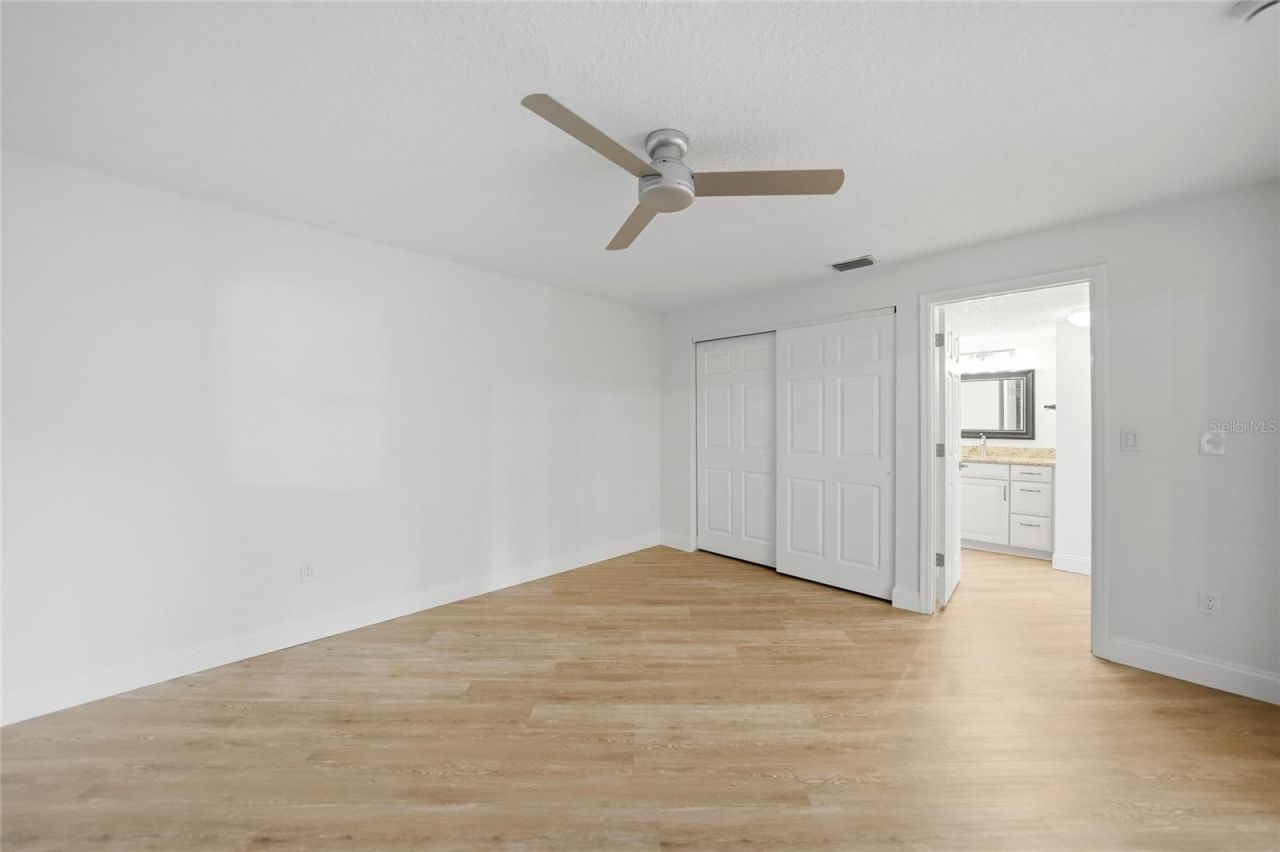 1477 Park Beach Circle, Unit 13, Punta Gorda, FL 33950 Photo
