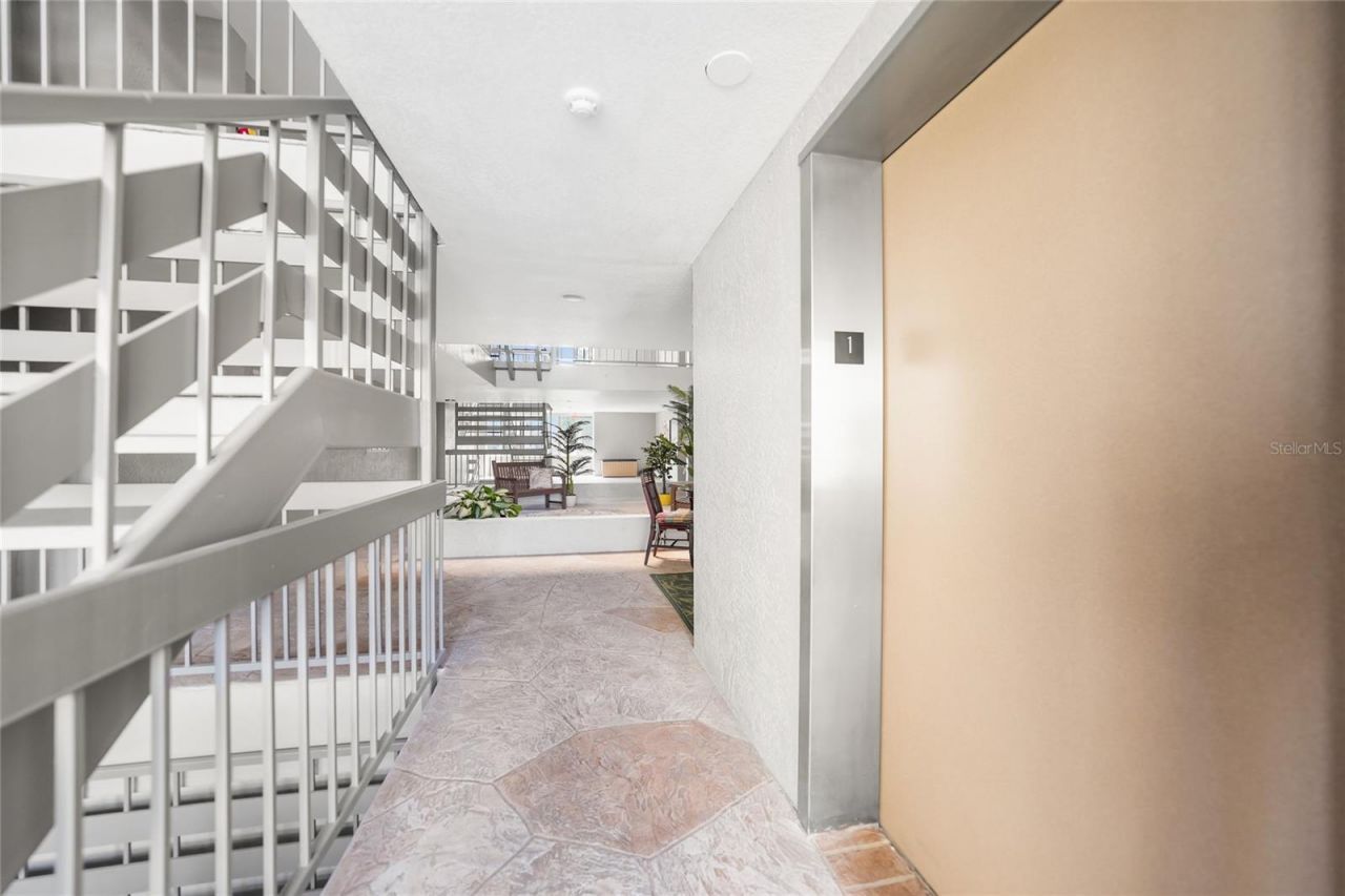 1477 Park Beach Circle, Unit 13, Punta Gorda, FL 33950 Photo