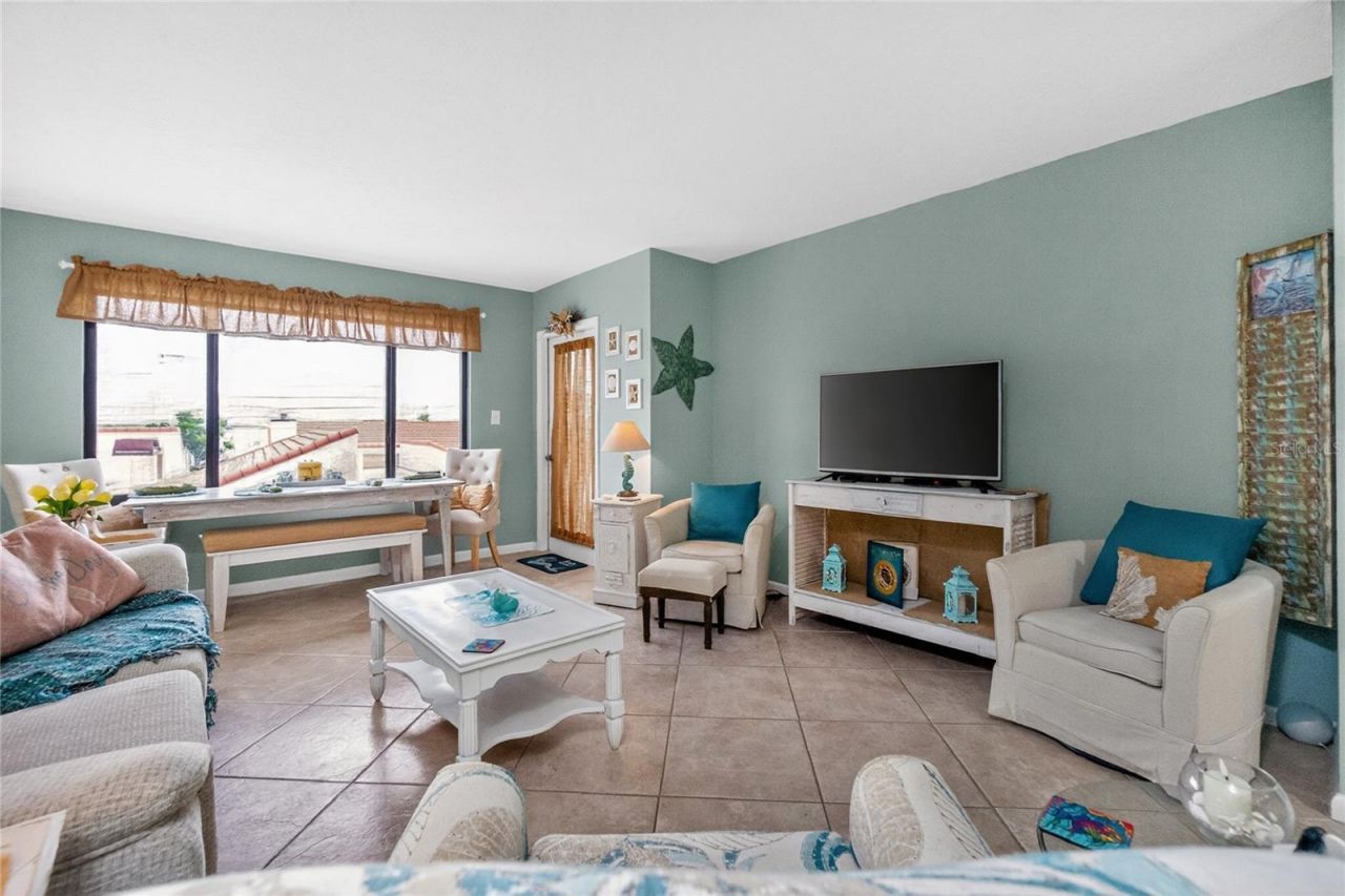 25188 Marion Avenue, Unit F207, Punta Gorda, FL 33950 Photo