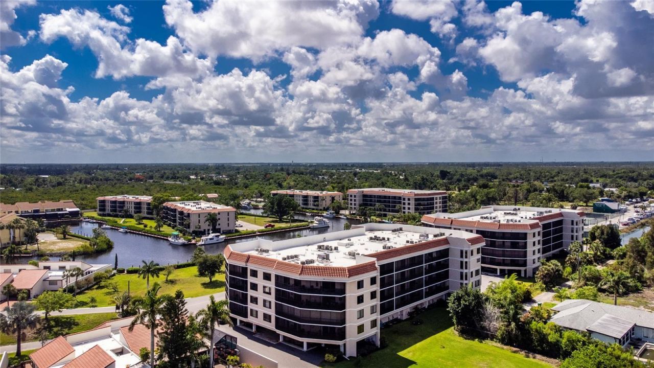 25188 Marion Avenue, Unit F207, Punta Gorda, FL 33950 Photo
