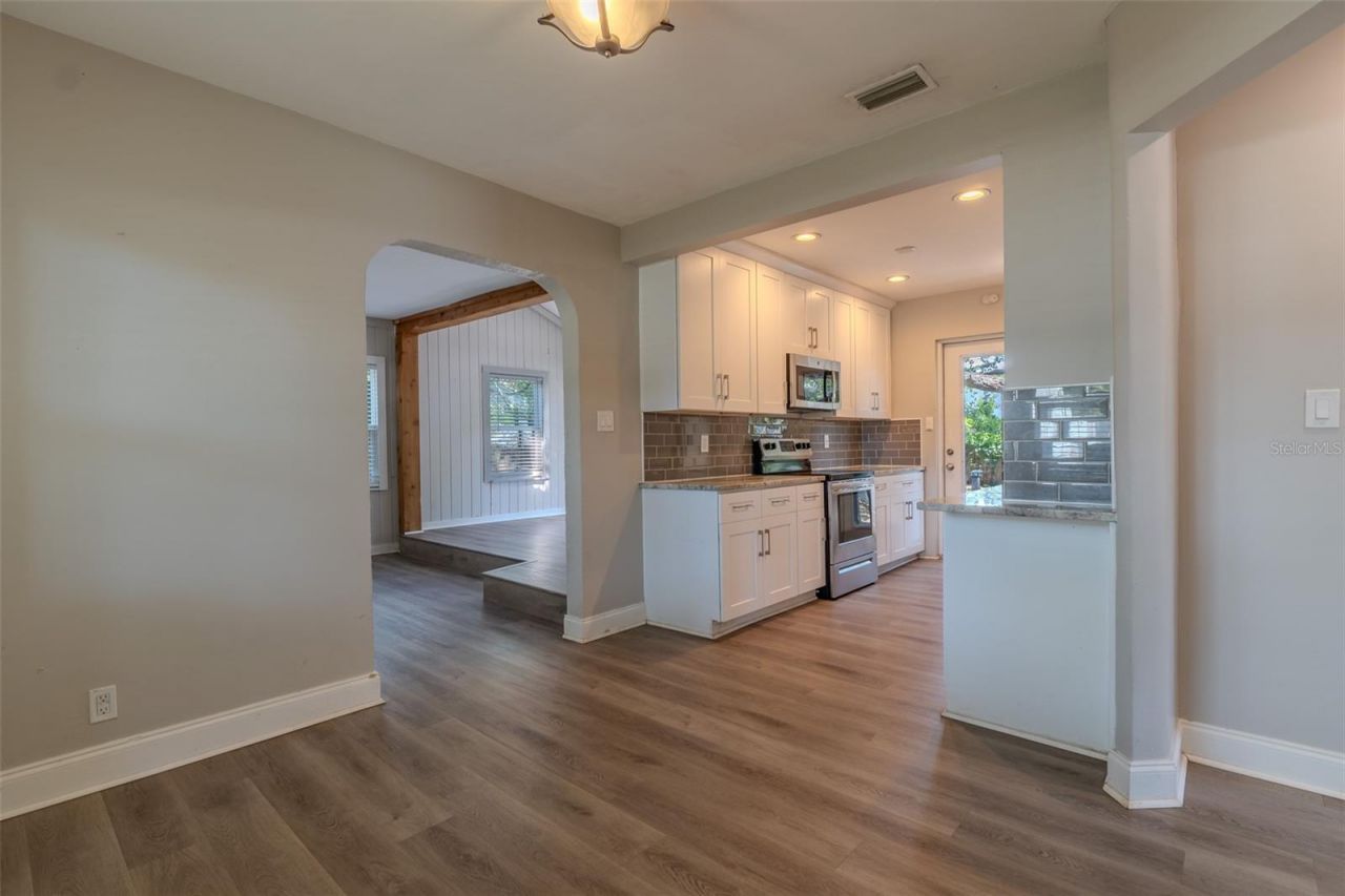 721 38th Avenue N, Saint Petersburg, FL 33704 Photo
