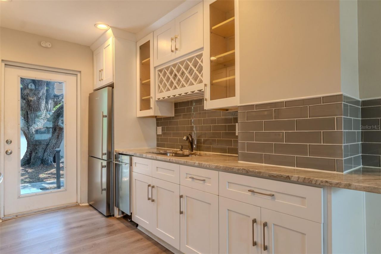 721 38th Avenue N, Saint Petersburg, FL 33704 Photo