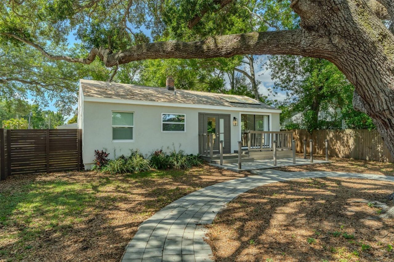 721 38th Avenue N, Saint Petersburg, FL 33704 Photo