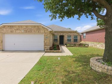 3804 Verde Drive, Fort Worth, TX 76244