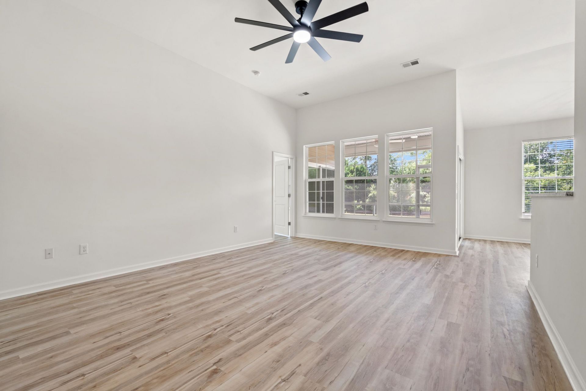 808 Wylie Ct.  Photo 9