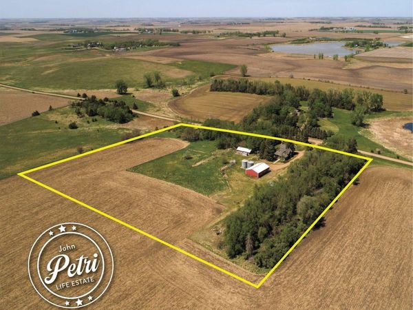 45575 255th St, Humboldt, SD 57035