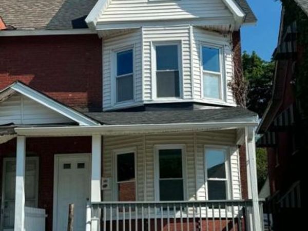 603 E CHESTNUT STREET , COATESVILLE, PA 19320
