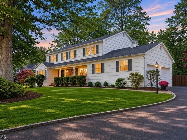 16 Beech Ct, Chatham, NJ 07928