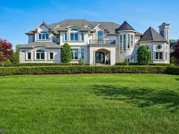 56 Force Hill Rd, Livingston, NJ 07039
