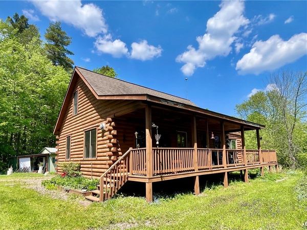 7560 N Huron Road , Wolcott, NY 14590