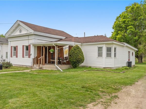 19 Oak Hill Street , Arkport, NY 14807