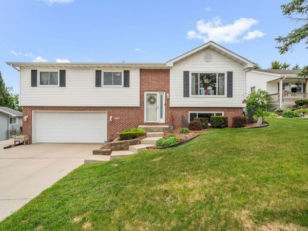 3227 Windsor Pl, West Bend, WI 53090