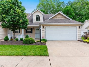 7451 Willow Woods Drive, Unit 35B, North Olmsted, OH 44070