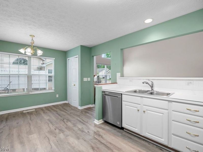 7451 Willow Woods Drive, Unit 35B, North Olmsted, OH 44070 Photo 14