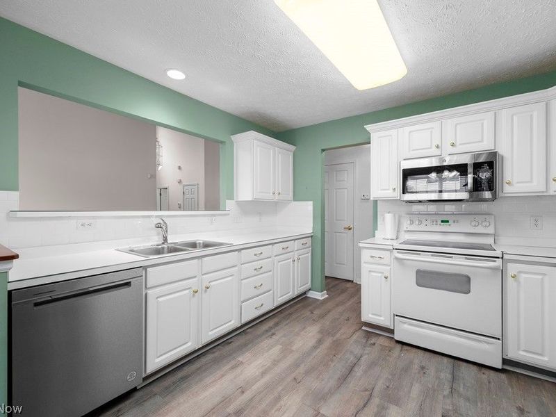 7451 Willow Woods Drive, Unit 35B, North Olmsted, OH 44070 Photo 16