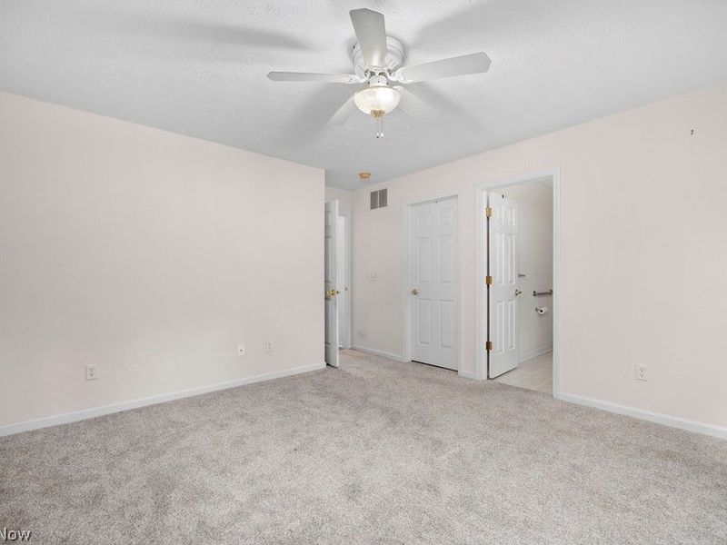 7451 Willow Woods Drive, Unit 35B, North Olmsted, OH 44070 Photo 27