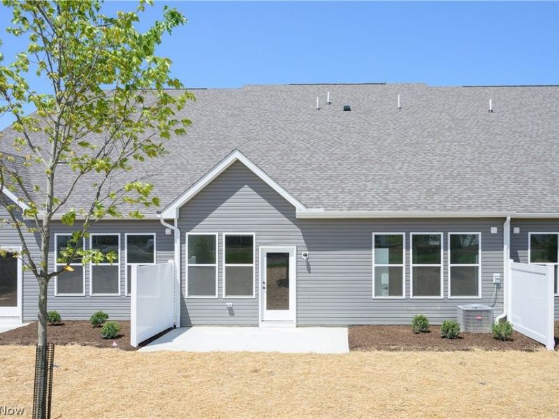773 Rock Harbor, Avon Lake, OH 44012 Photo 2