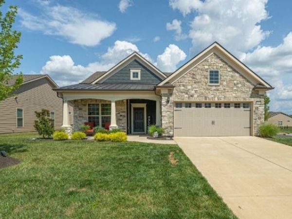 2212 Henderson Dr, Spring Hill, TN 37174