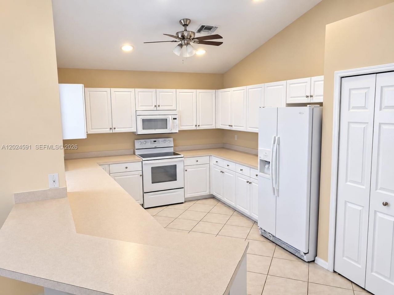 3740 NE 10th Ave, Naples, FL 34120 Photo
