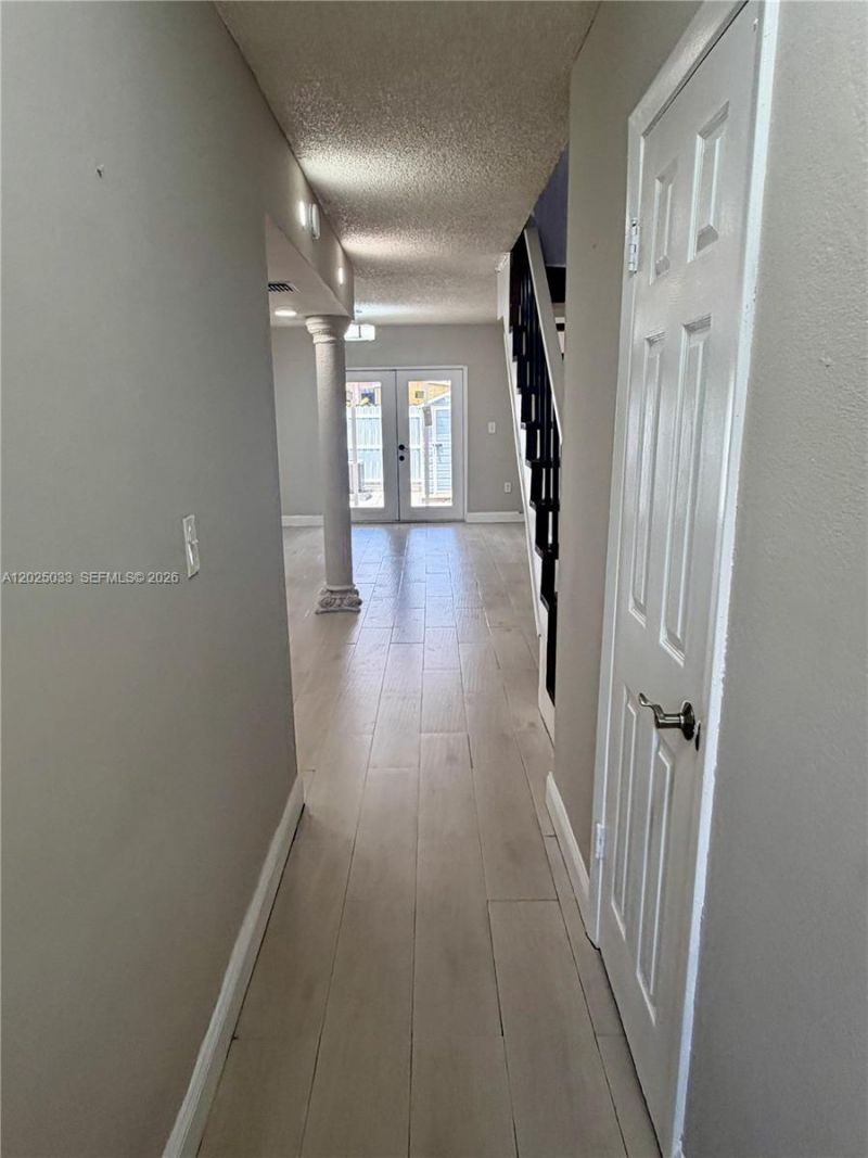 1705 W 57th St , Unit 506, Hialeah, FL 33012 Photo