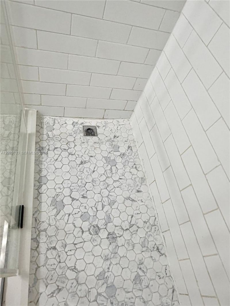 1705 W 57th St , Unit 506, Hialeah, FL 33012 Photo