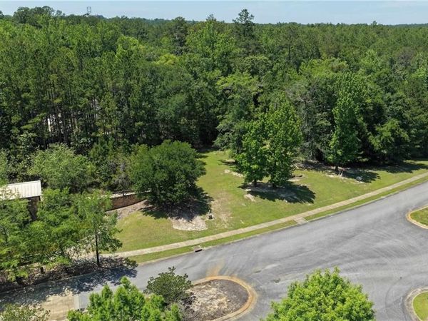 1002 Antebellum Boulevard , Bay Minette, AL 36507