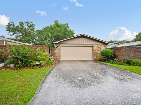 17 W Cobblestone Way, Mobile, AL 36608