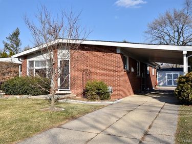 3516 GREENWAY Avenue, Royal Oak, MI 48073