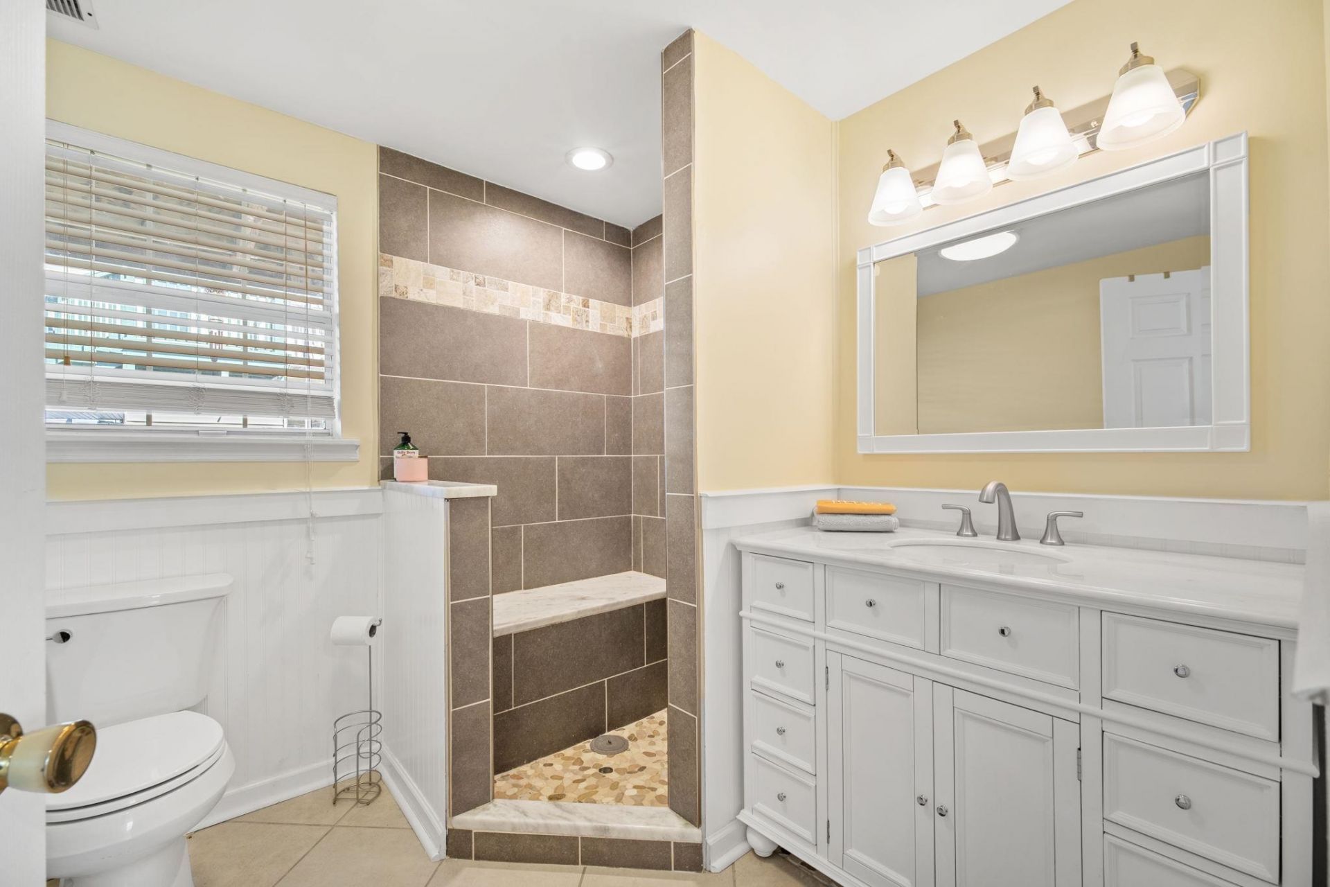 482 Meadowlark Dr.  Photo 16