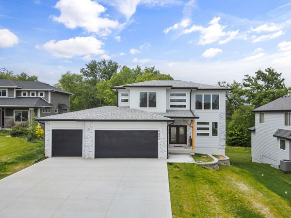 5380 Carter Court, Johnston, IA 50131