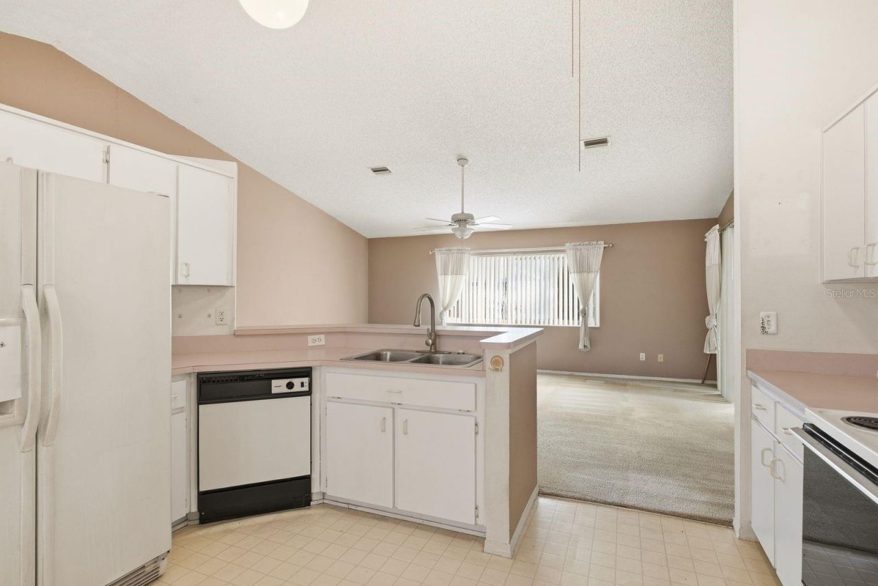 9207 Spring Hill Drive , Spring Hill, FL 34608 Photo
