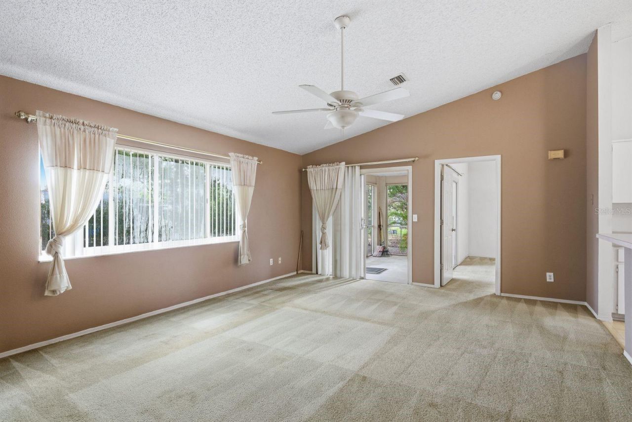 9207 Spring Hill Drive , Spring Hill, FL 34608 Photo