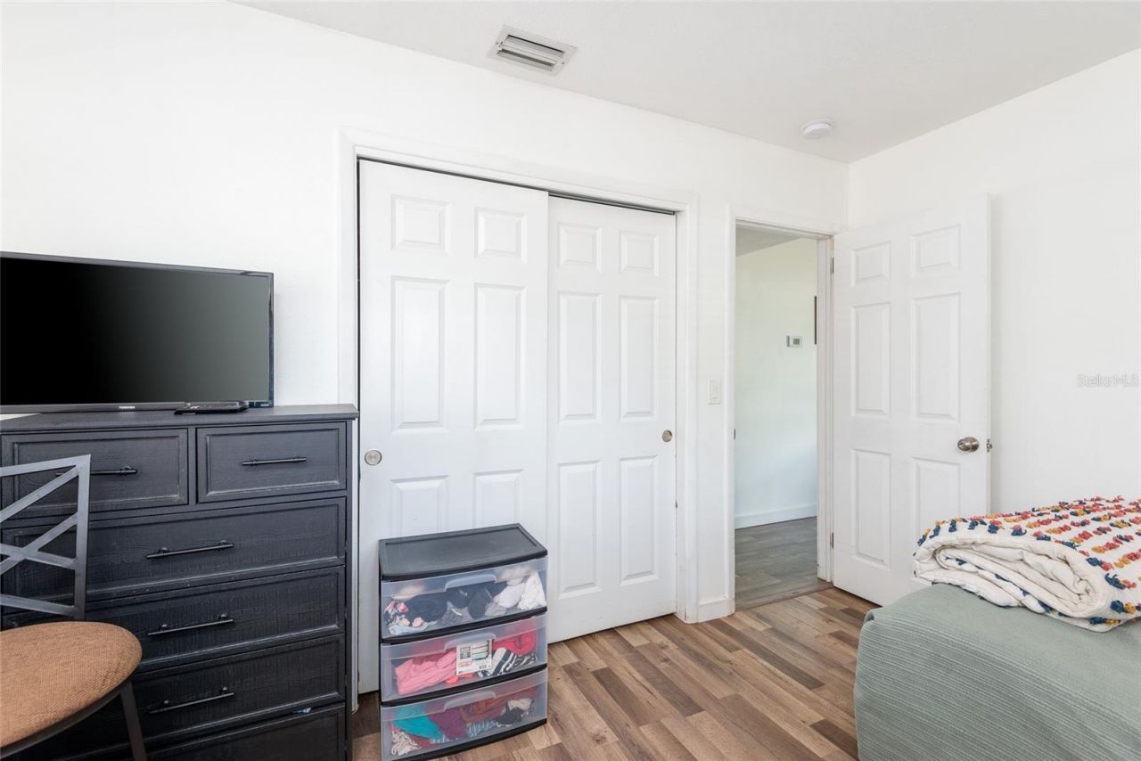 503 Hedge Row Road, Brandon, FL 33510 Photo
