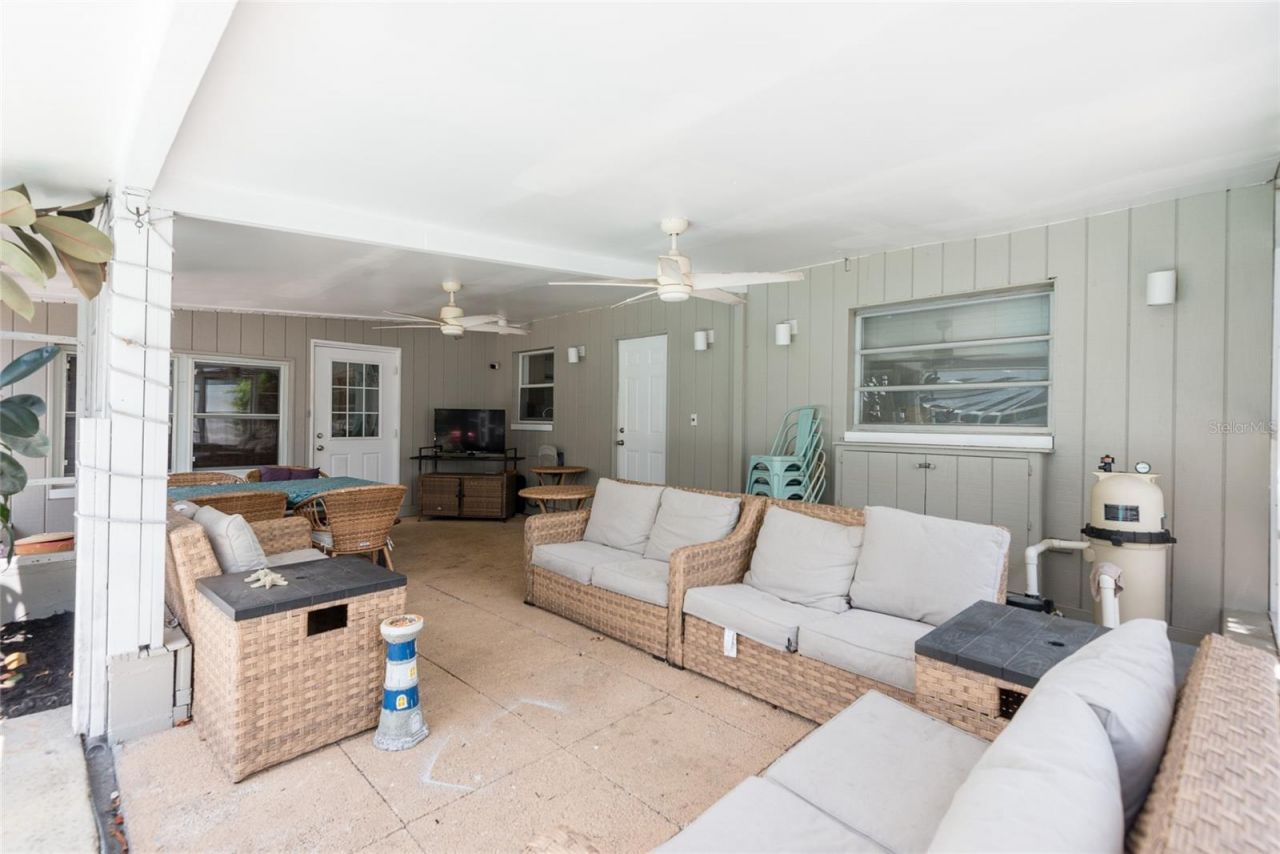 503 Hedge Row Road, Brandon, FL 33510 Photo