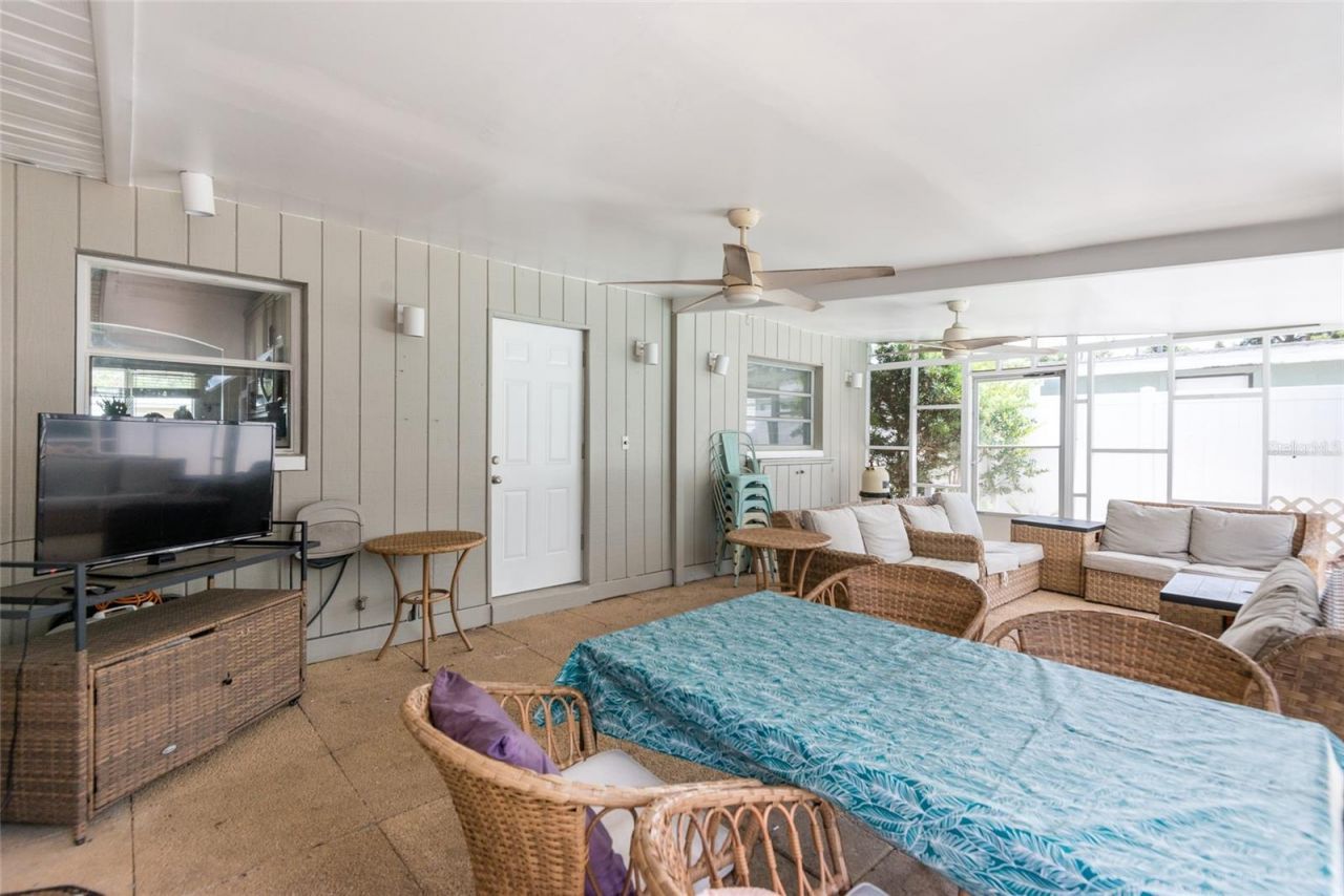 503 Hedge Row Road, Brandon, FL 33510 Photo