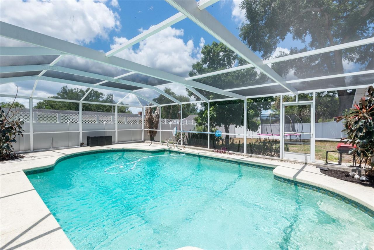 503 Hedge Row Road, Brandon, FL 33510 Photo